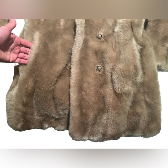 Royal Minke by Hillmoor Vintage faux fur Coat approximate size Medium EUC - Picture 14 of 16